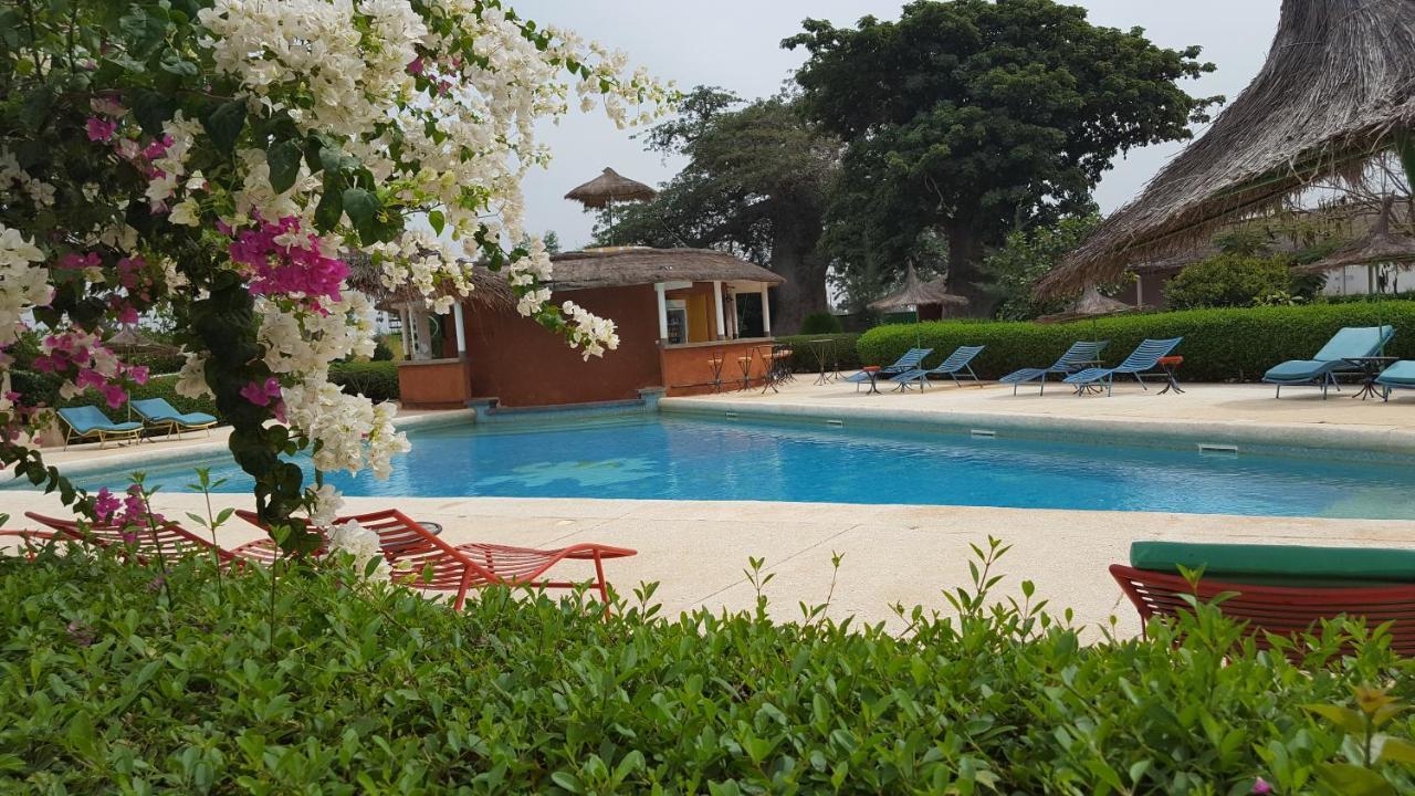 Hotel Baobab Soleil à Sindia Extérieur photo